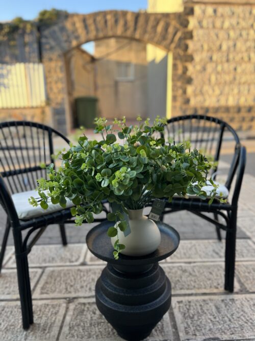 ⁦פינת קפה במבוק שחור⁩ – תמונה ⁦2⁩
